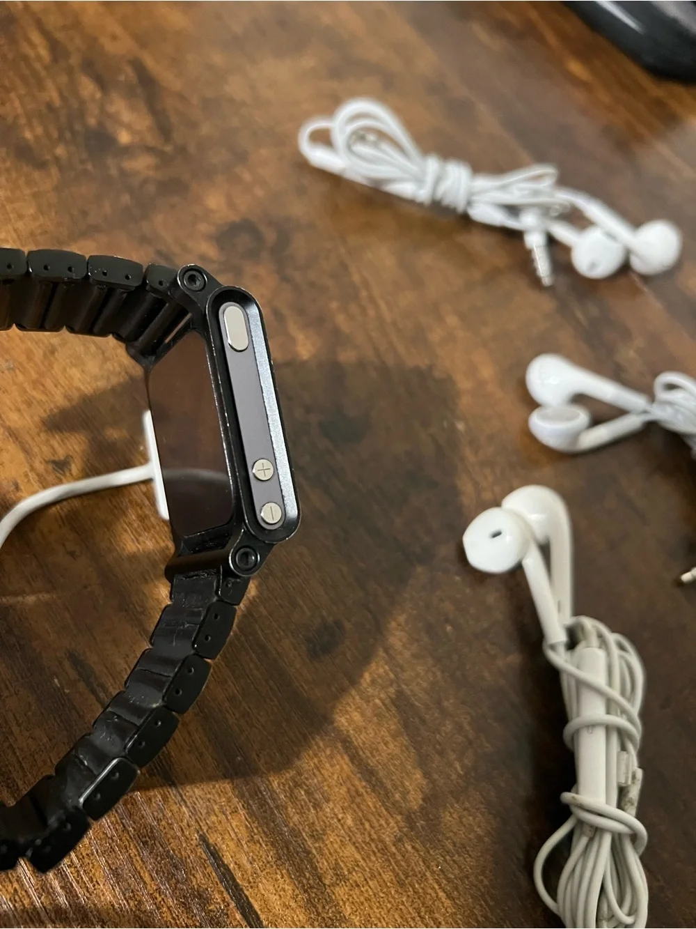 Apple Black iPod Nano with White Earbuds